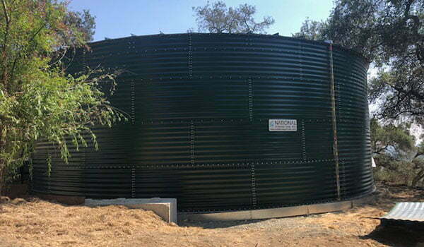 Water storage tank